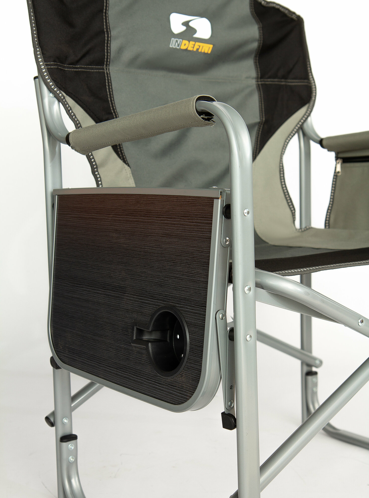 Дачное кресло с раскладным столиком Indefini - фотография № 11