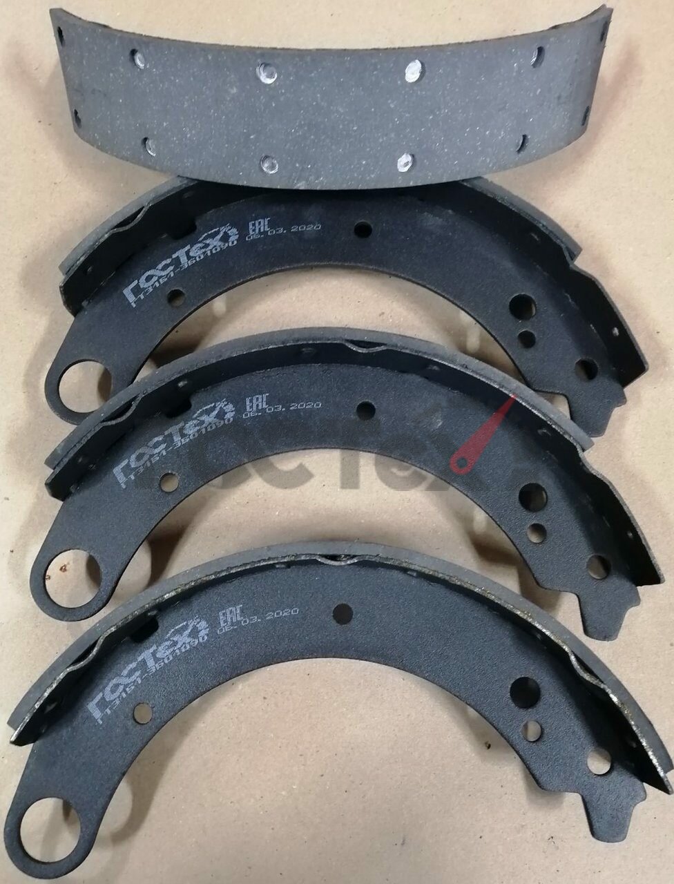 фото Колодка тормозная УАЗ Patriot, Hunter, Pickup задняя с/о (.-13) к-т 4 шт. (Гостех)