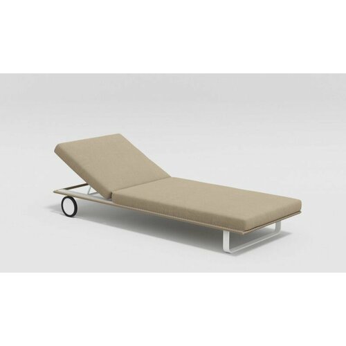 бежевый, серый, черный, белый, бежевый