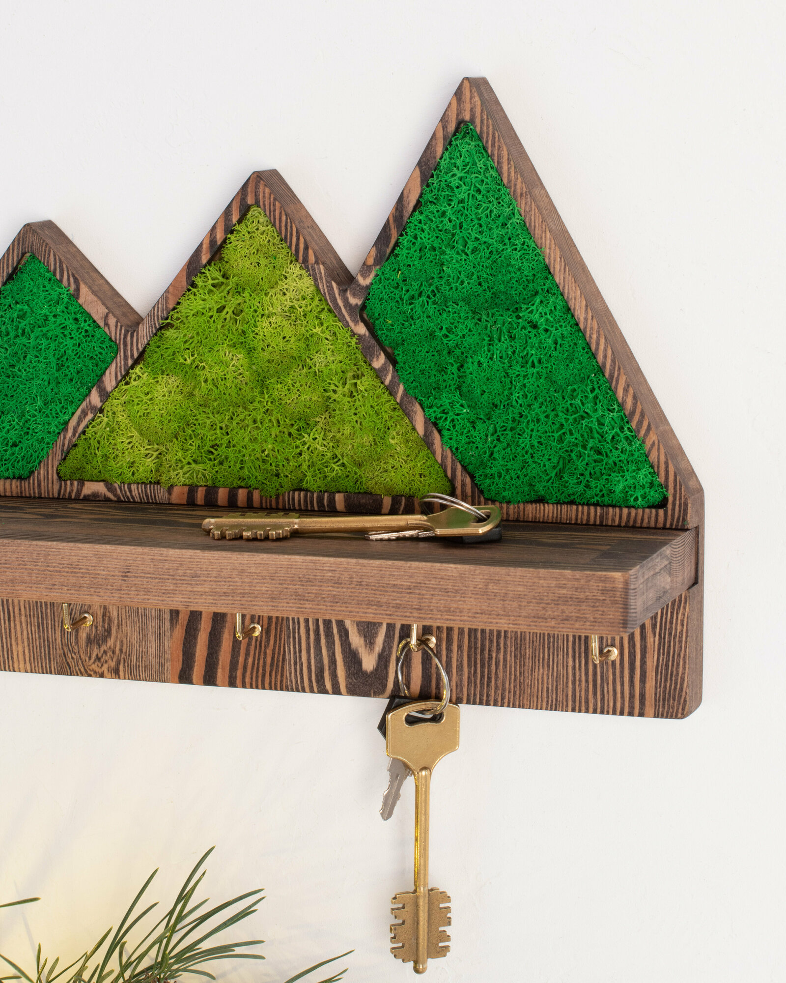 Ключница деревянная с полочкой All About Wood "Горы", 20х3х5 см