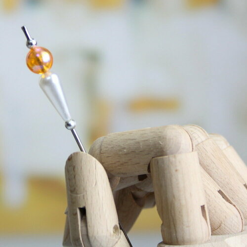 Шпажка ручной работы радужный шар оранжевый