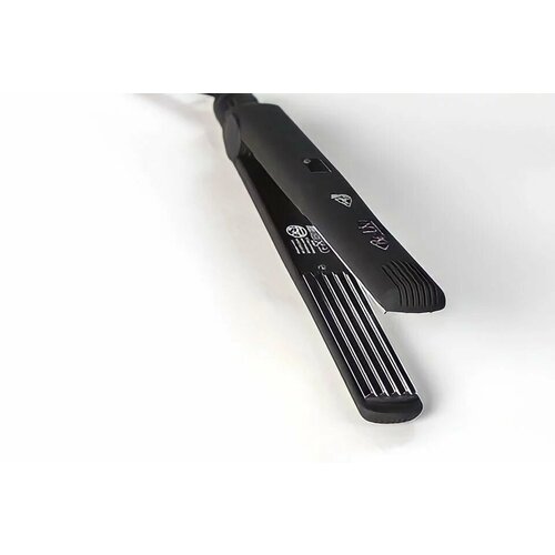 BE-UNI Щипцы гофре Про с титановым покрытием черные 825000₽