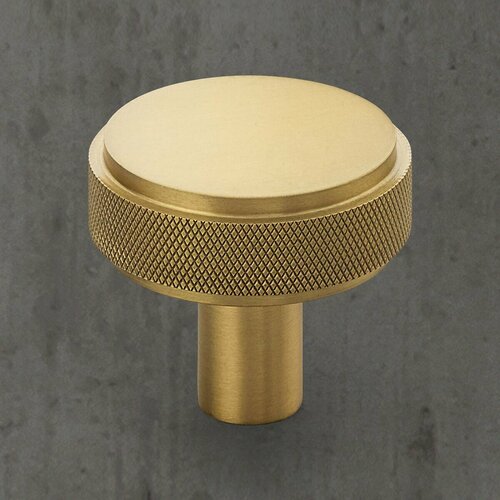 Ручка-кнопка Restoration Hardware Lambeth Knurled Lambeth Knurled d.3.2 Polished Brass 24170037 PB