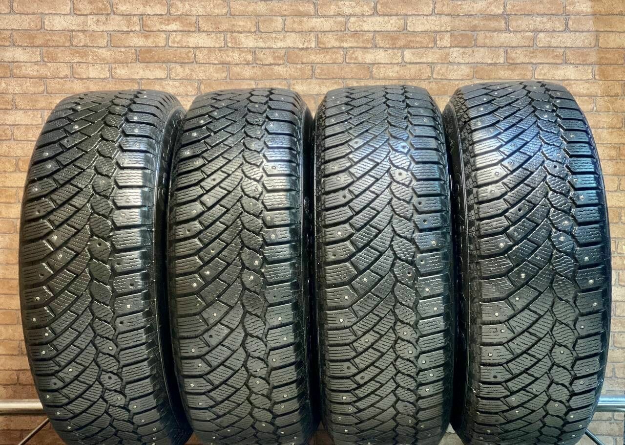 Continental Conti4x4IceContact 235/65 R17