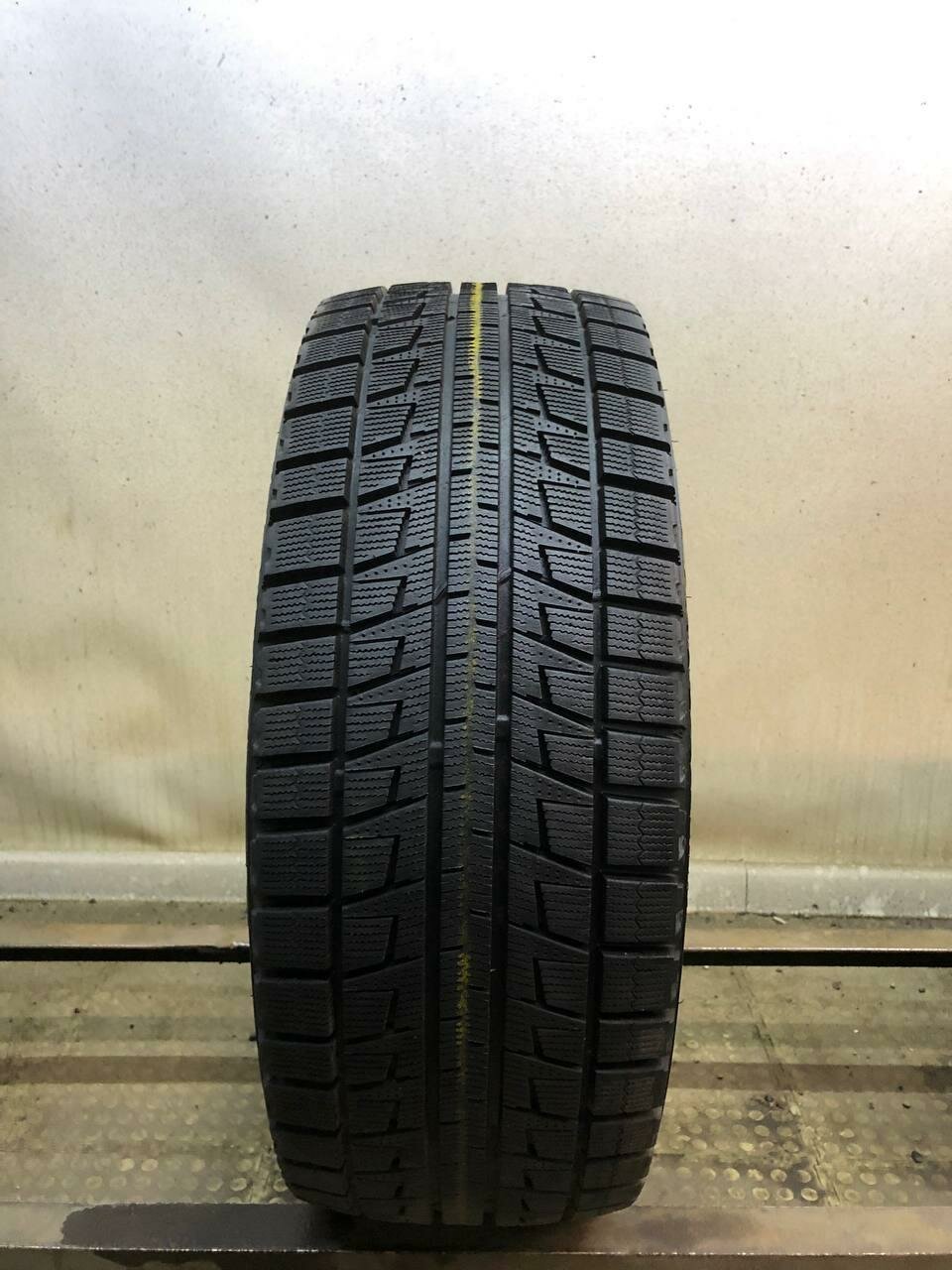 Bridgestone Blizzak Revo 2 225/45 R17 БУ Шины Зимние