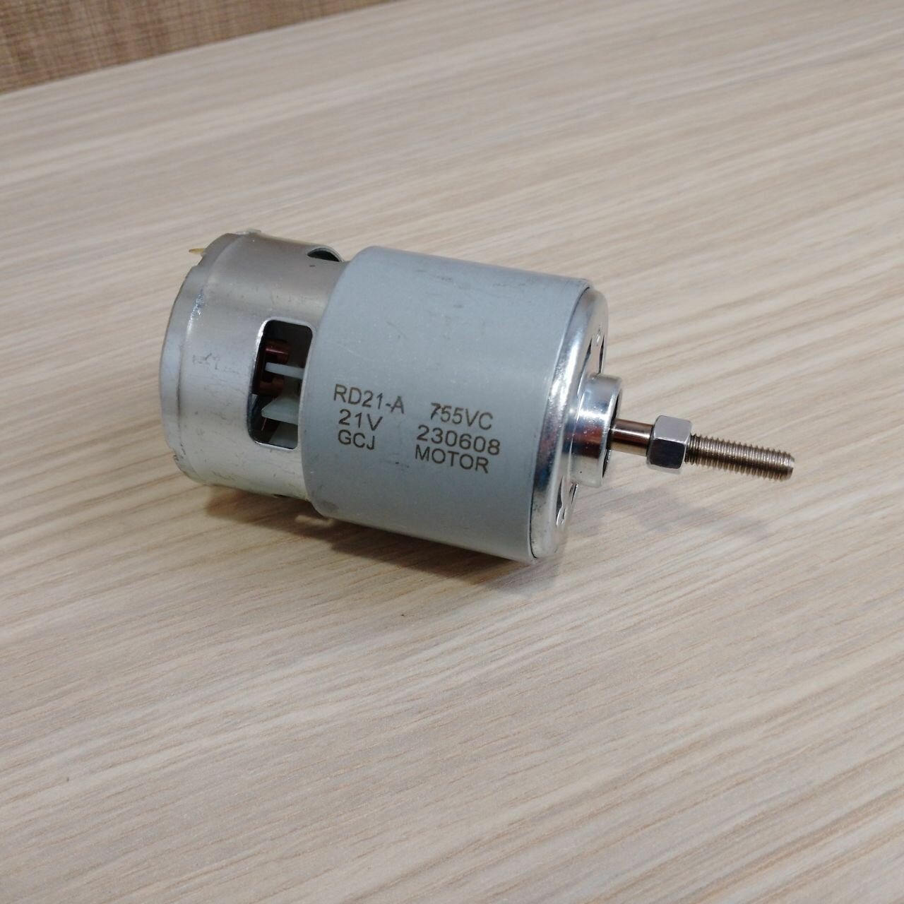Двигатель для аккумуляторного триммера RD21-A 755VC 21V — фото 3