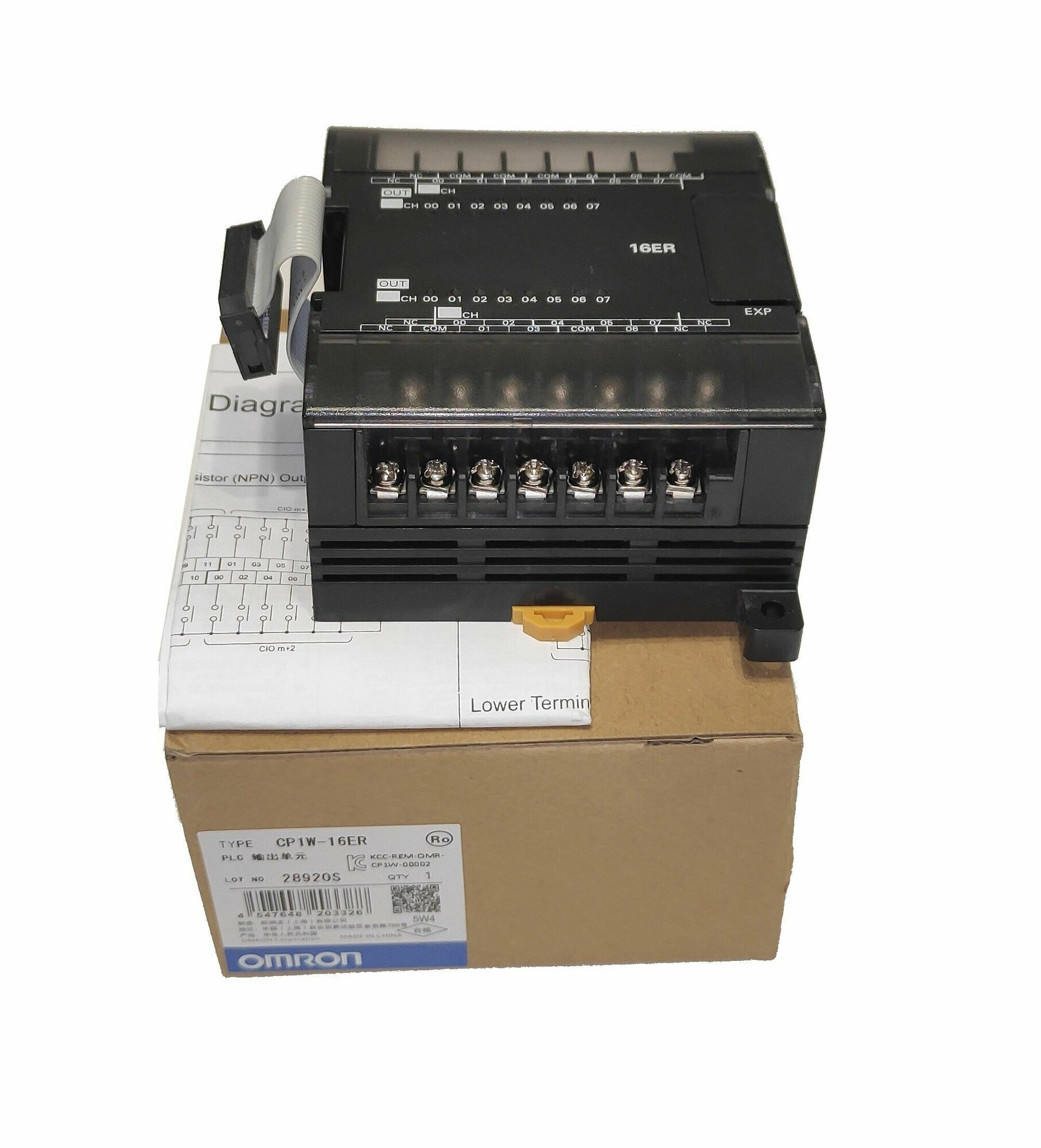 Omron CP1W-16ER модуль 16DO для плк