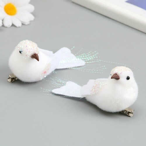 Птички на прищепке декоративные набор 2 шт Пара голубков с блестками на голове 575₽