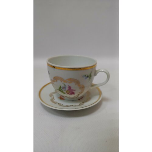 Винтажная фарфоровая чайная пара с цветочной росписью ГДР 3599₽