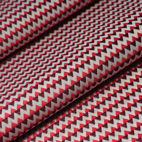 Ткань Сорочечная. Состав х/б 80% эластан 10% п/э 10%. Ширина 150см. Италия.