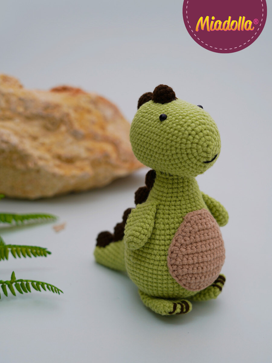 Набор для вязания крючком игрушки "Miadolla" AMG-0108 Храбрый динозаврик — фото 1