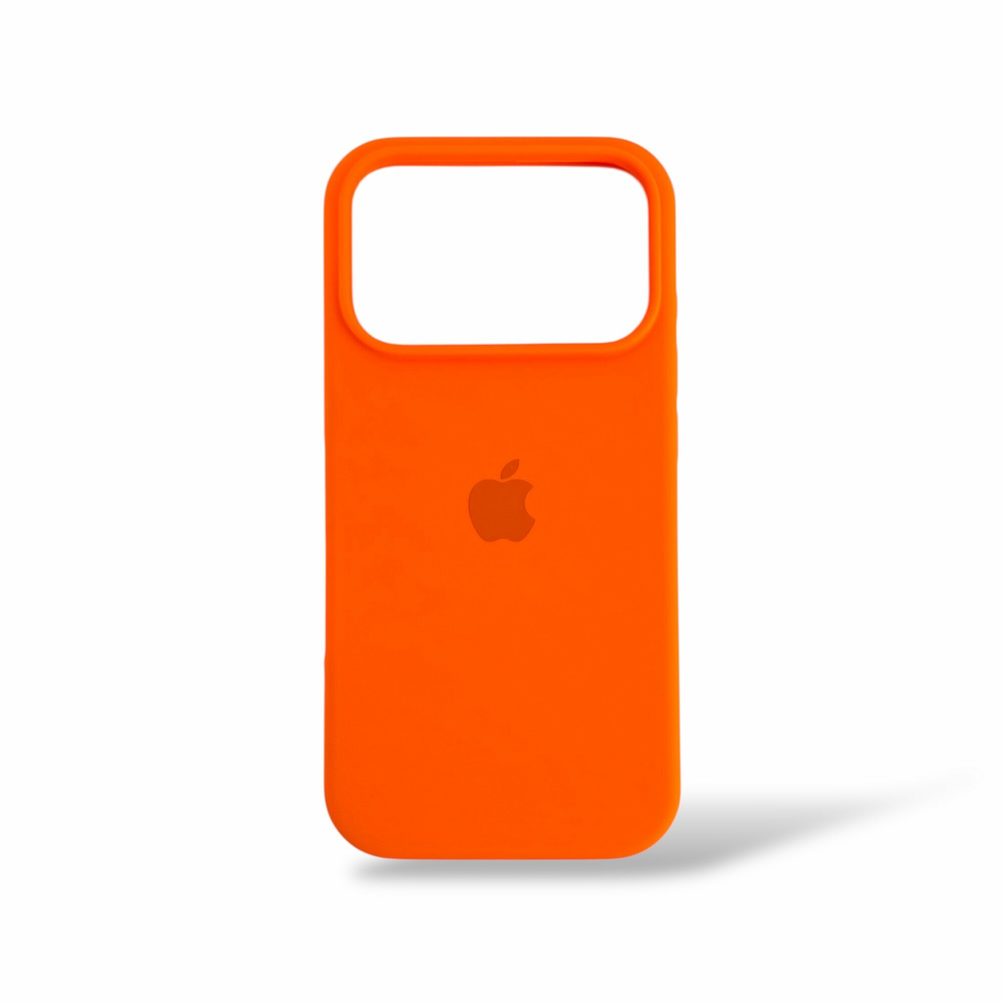 Силиконовый чехол с бархатной подкладкой для iPhone 17 Pro Max – премиум защита