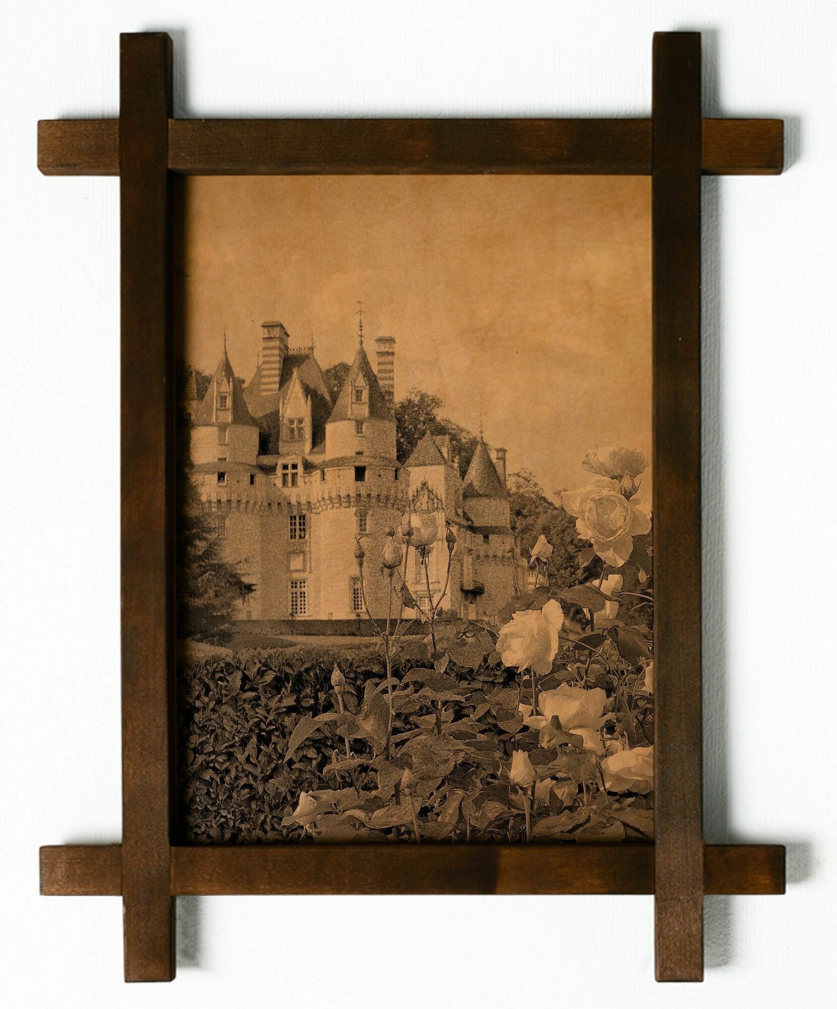 Картина Замок Юссе, Франция, гравировка на натуральной коже, в деревянной раме, подарок, BoomGift
