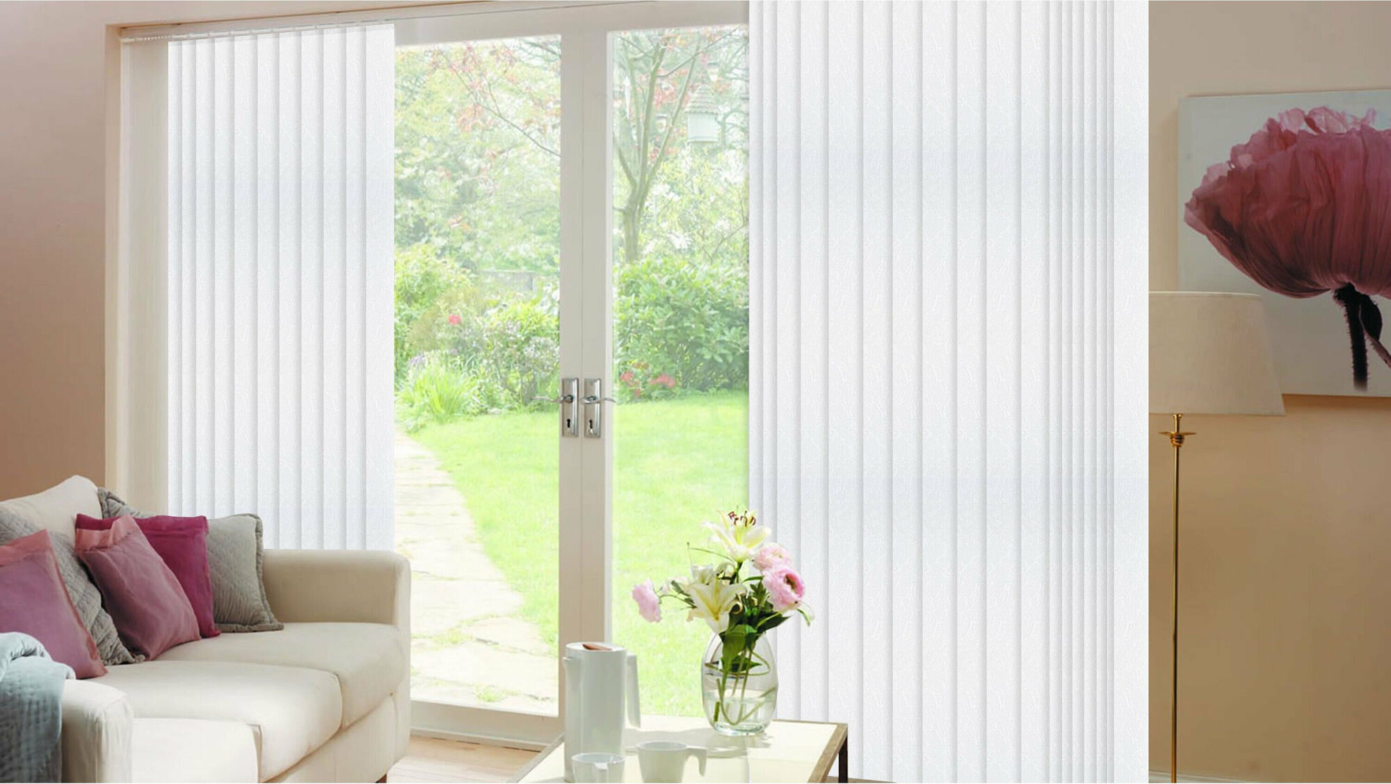 фото Жалюзи вертикальные Уют 9х180 белые