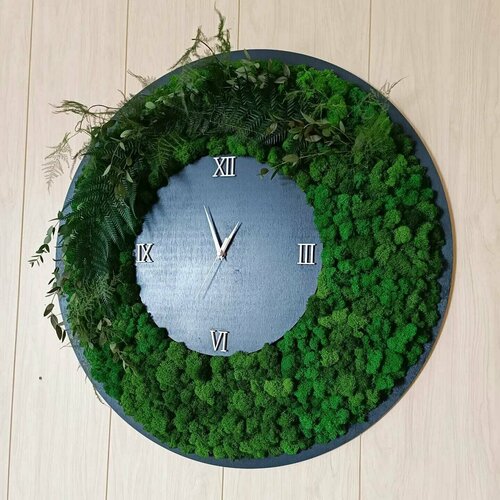 Часы настенные 70 см из стабилизированного мха и растений 23690₽