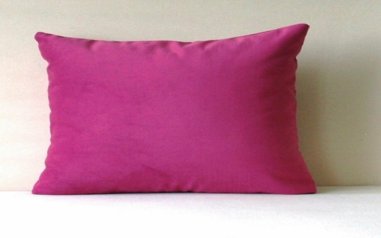 фото Zaberite Подушка декоративная 30х30/ Черешня / велюр / подарок / подушка диванная / подушка для интерьера