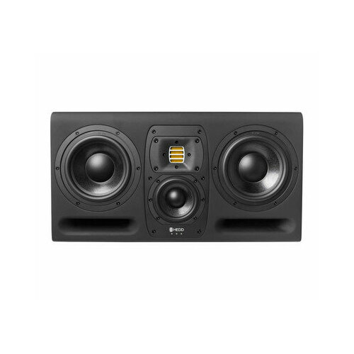 HEDD Type 30 снято Активные акустические системы для мониторинга в студии 2 x 7 4 x 300 Вт Вес 23 кг 44902800₽