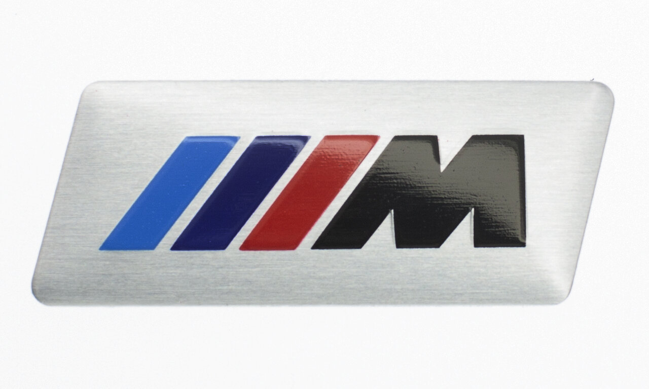 Эмблема универсальная BMW M-performance маленькая 45x17 мм 1 шт.