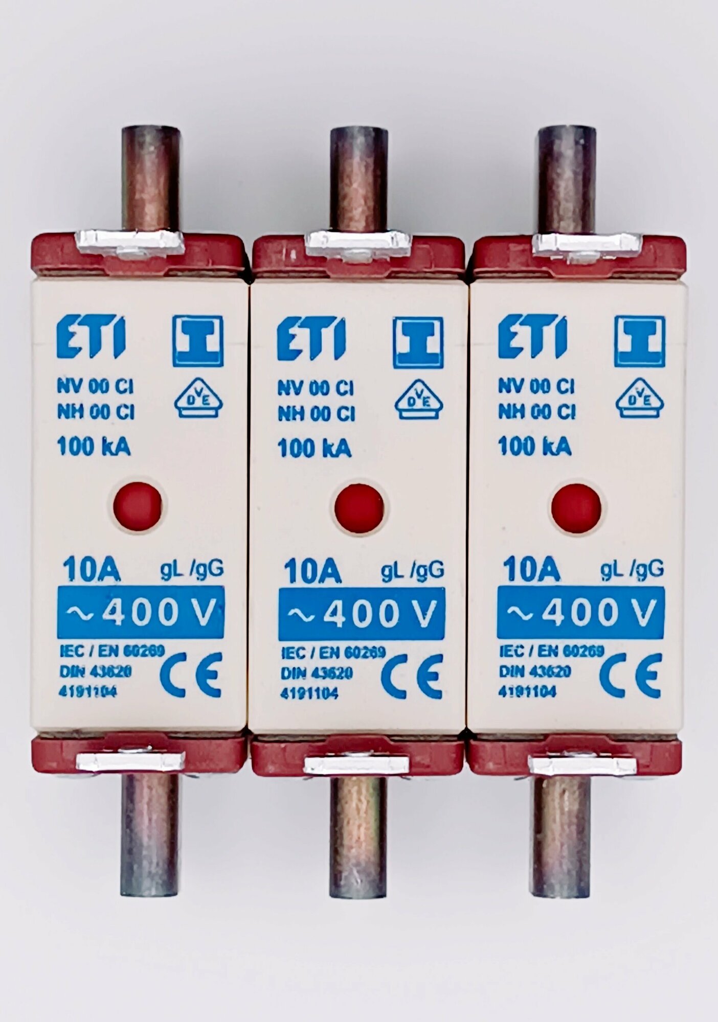 Плавкая вставка Предохранитель NH-00 C/gG 10A 400V KOMBI ETI 004181104 - фотография № 3