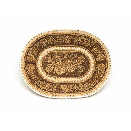 Тарелка из бересты овальная Шишки 730₽