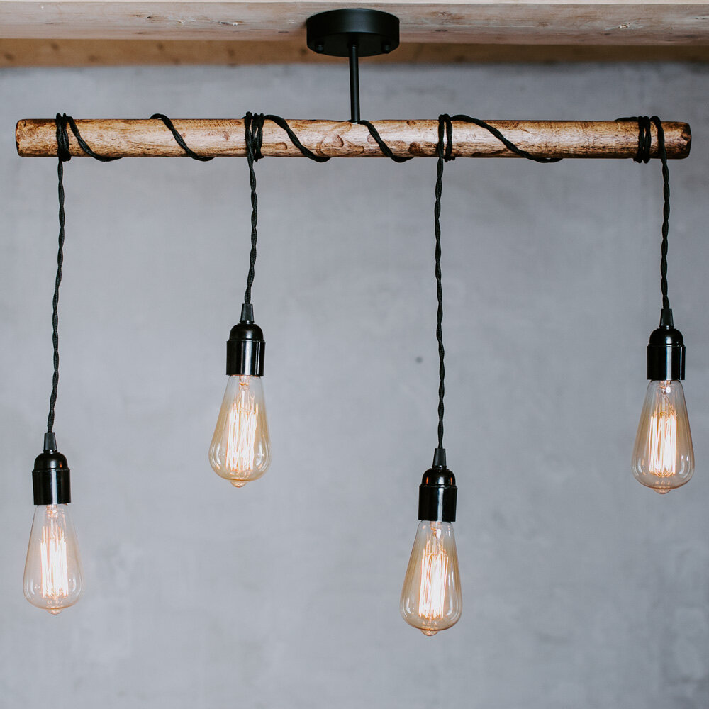 фото Деревянная люстра из массива березы на 4 лампы от мастерской Woody Deco