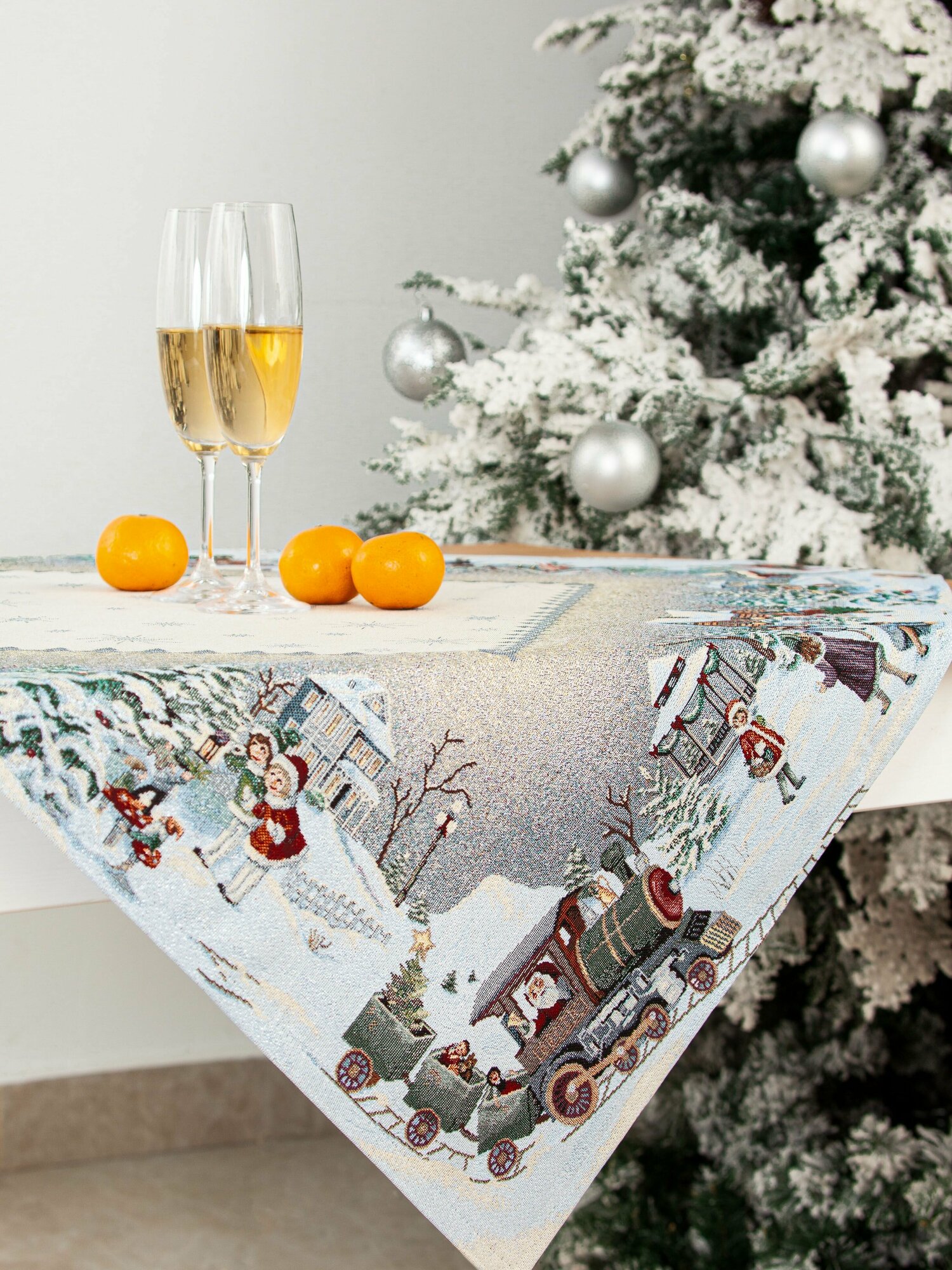 фото Скатерть Le Gobelin Игры во дворе 100х100 см