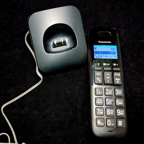 Телефонный аппарат dect PANASONIC KX TGB 610 RUB