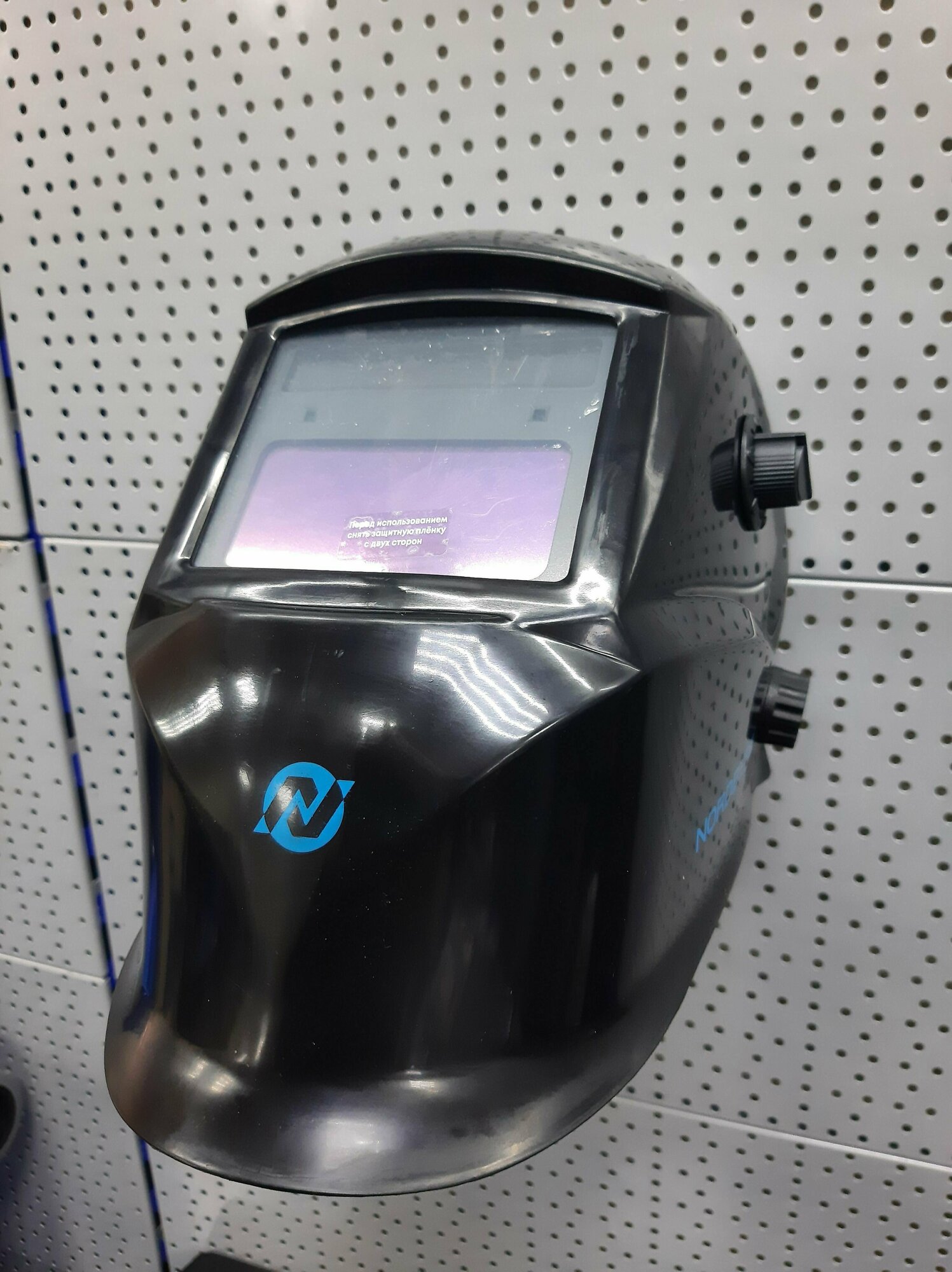 фото Маска сварщика "Хамелеон" с регулируемым фильтром (MMA+MIG/MAG+TIG) для автосервиса NORDBERG