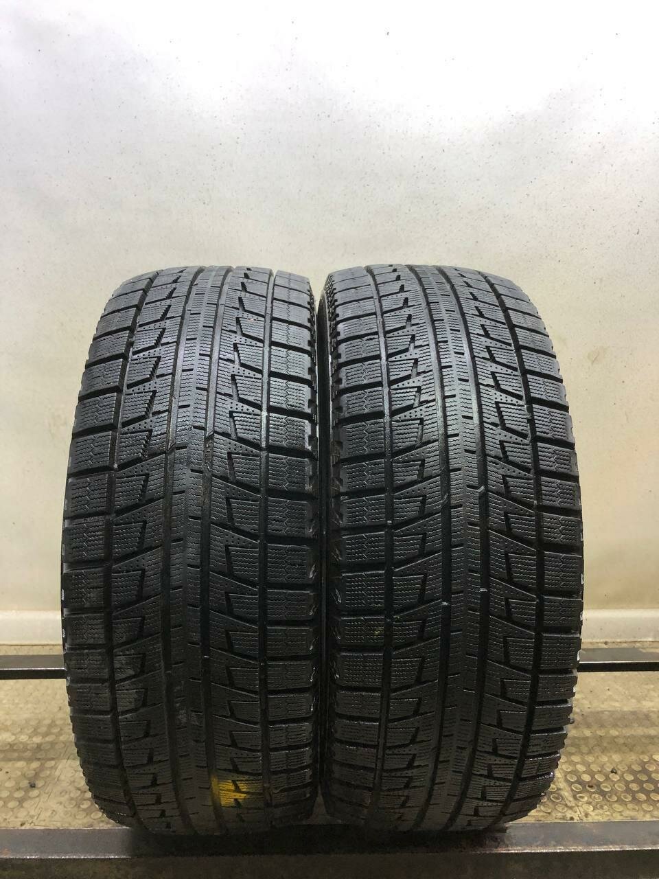 Bridgestone Blizzak Revo 2 205/55 R16 БУ Шины Зимние