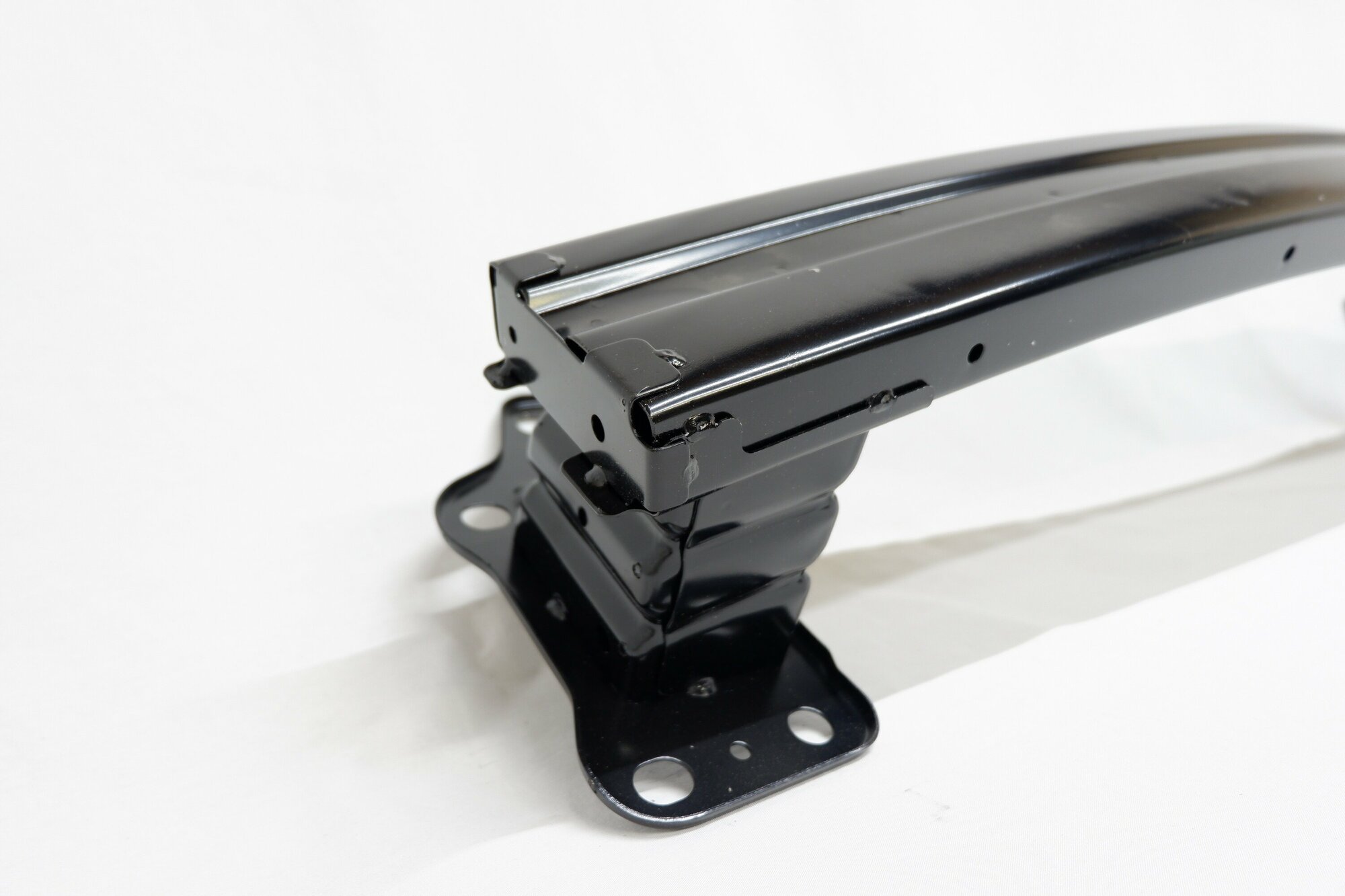 Усилитель бампера переднего для автомобиля Kia Soul 2 PS 2014-2019 86530B2300
