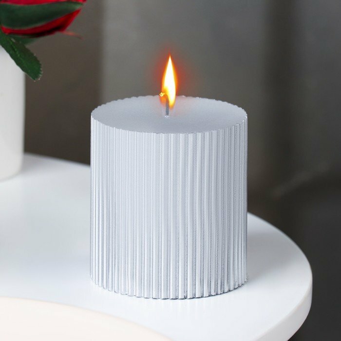 фото Свеча "Рельеф", 7×7.5см, серебрянный металлик (комплект из 3 шт)