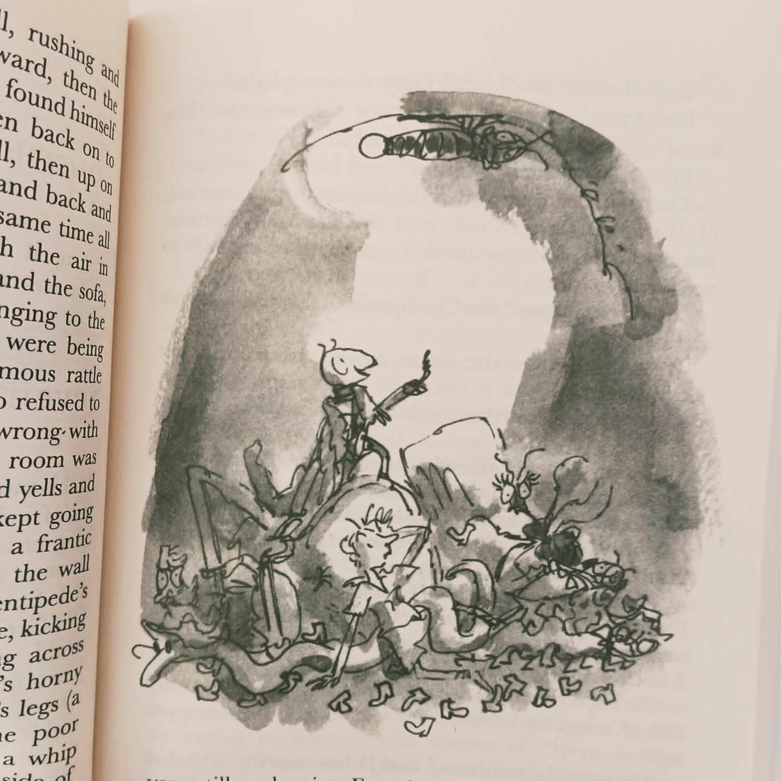 James and the Giant Peach (Roald Dahl) - фото №6