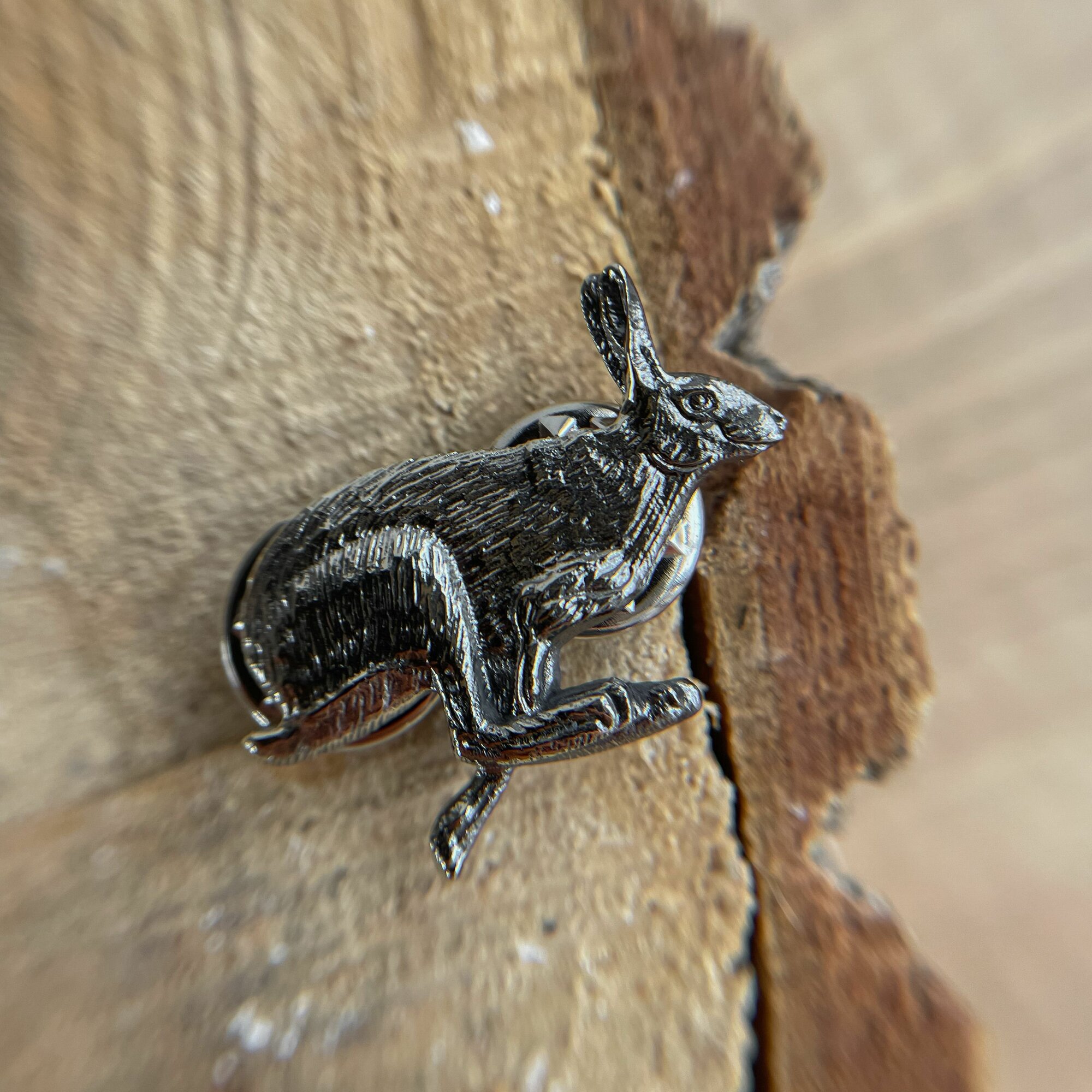 Значок ReD, 1 шт., серебряный — фото 1