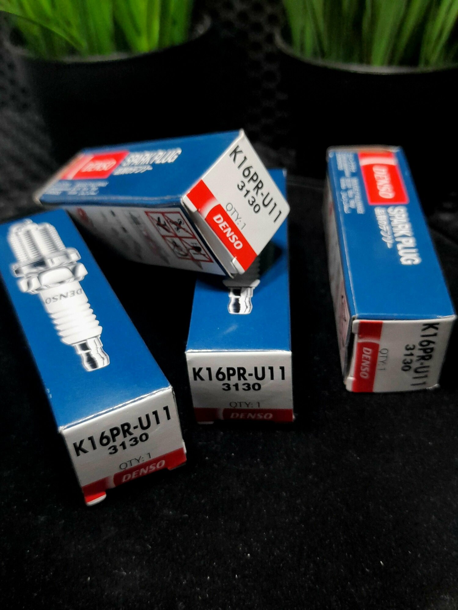 Комплект свечей зажигания DENSO K16PR-U11 4 Штуки — фото 8