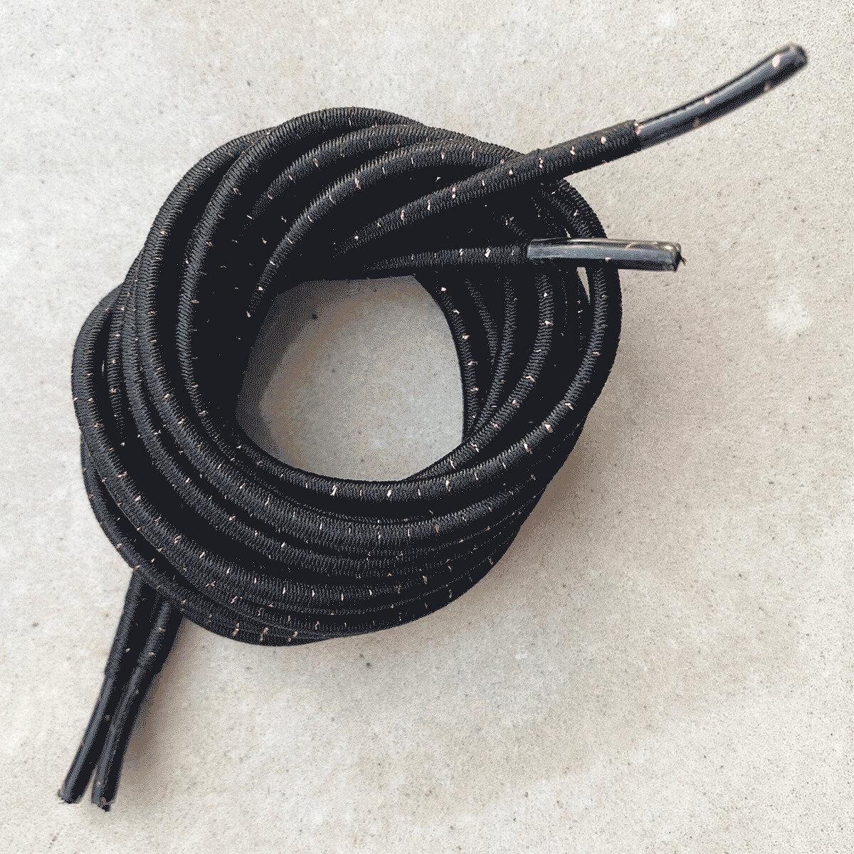 фото Шнурки люкс 120см резиновые черные/бордо люрекс (точка) круглые 3мм (1 пара) для обуви / одежды /треккинговых ботинок / эластичные