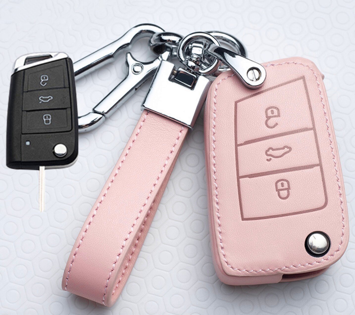 Защитный розовый чехол MyPads M-236866 с брелком для автомобильного выкидного ключа зажигания марки Фольцваген Volksvagen и SKODA Шкода