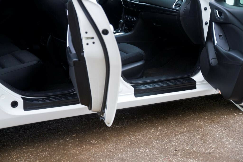 Накладки на внутренние пороги дверей Mazda 6 2012 - настоящее время