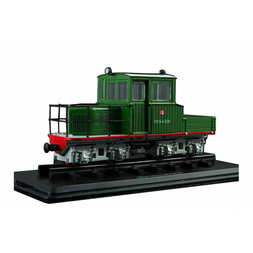 Train MUZG-4 (ussr rusia) green | мотовоз МУЗГ-4
