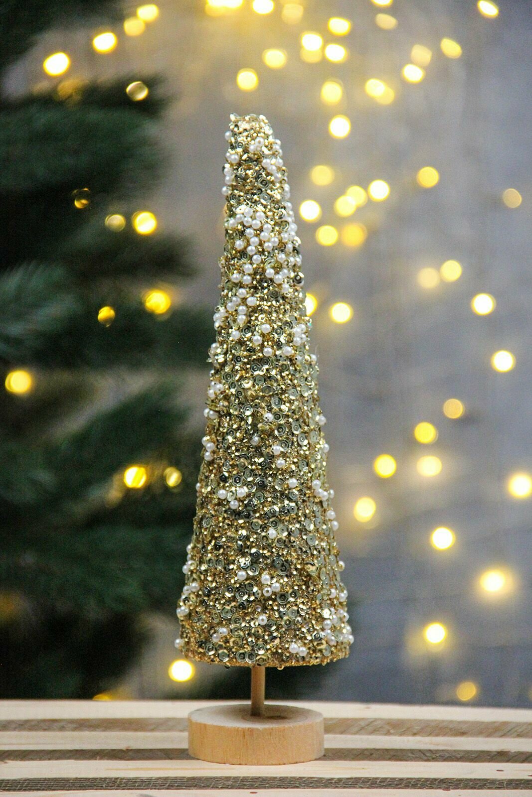 Новогодняя фигура Елочка конус на деревянной подставке 28см, золотой,