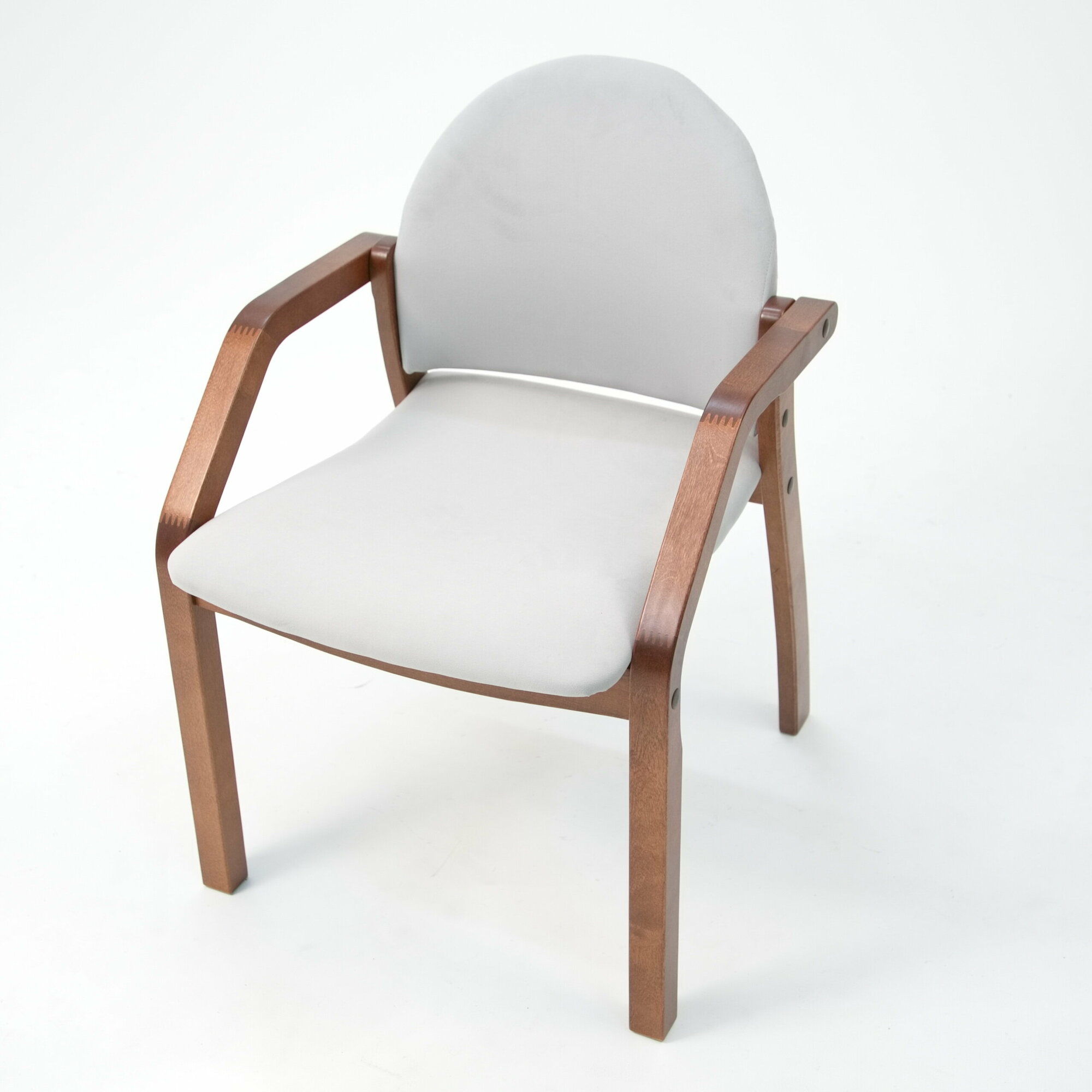 Стул кресло для кухни Джуно 2.0 мягкое, массив дерева (орех/серый Velutto 51) Мебиатор - фотография № 3