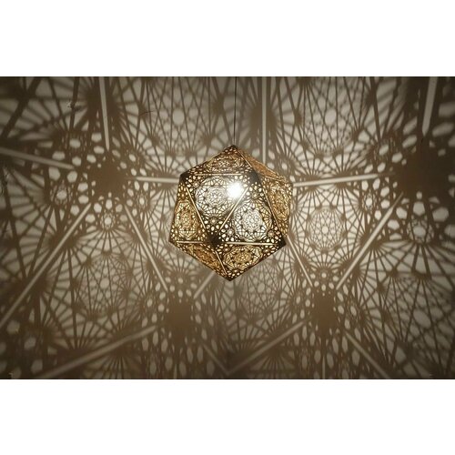 Металлический теневой светильник напольный настольный резной с проекцией на стены потолок сталь большой размер 38 см Золотой 09