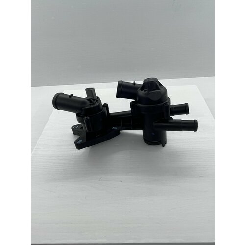 Термостат в сборе с корпусом Volkswagen Polo 1.6 105 л. с CFNA 2010-2015