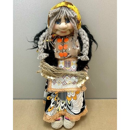 Бабка Домовиха ручной работы с метлой 50 см