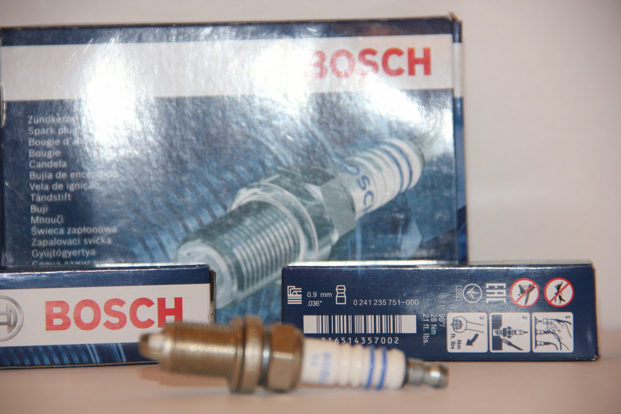 Свеча зажигания Bosch F7LDCR 0241235751 1 шт.