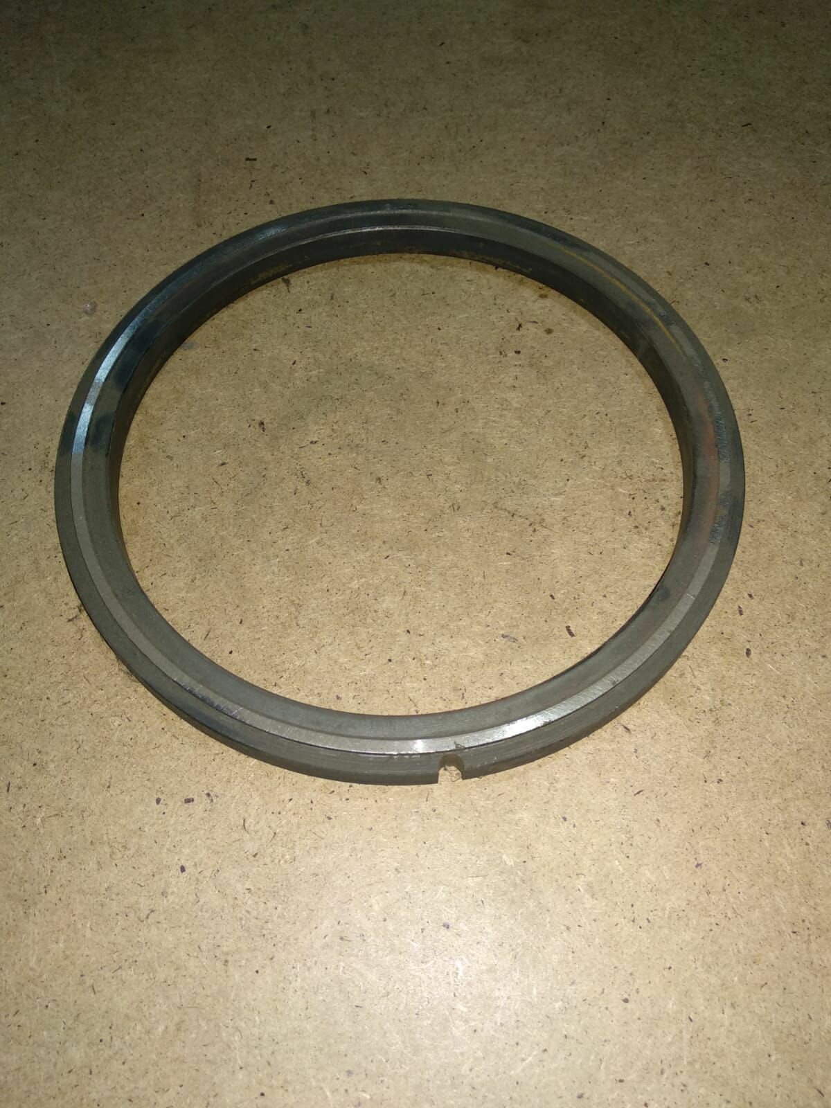 Втулка уплотнения передачи конечной ТТ-4М арт. МТ4.39.115