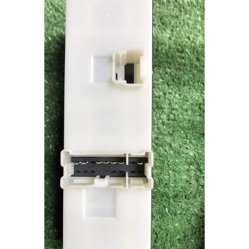 Блок управления стеклоподъемниками Nissan Almera Classic