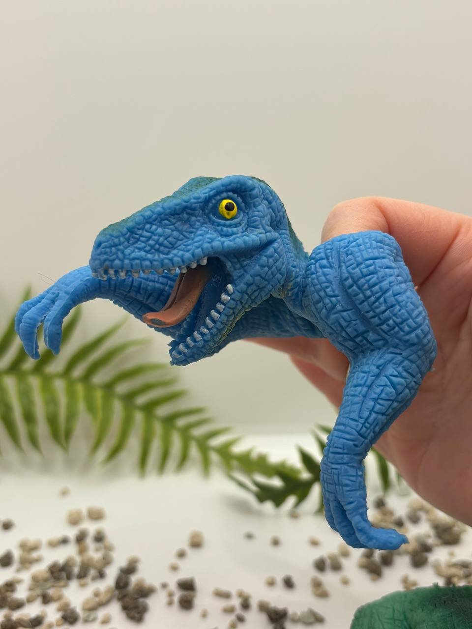 (синий) Пальчиковая кукла-динозавр Dino World