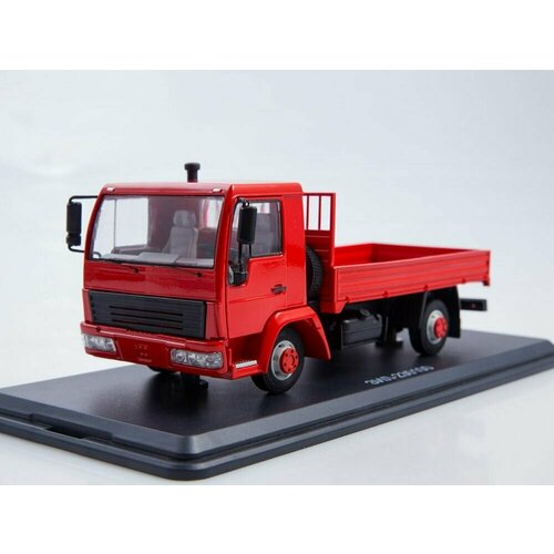 Масштабная модель ЗИЛ-230100