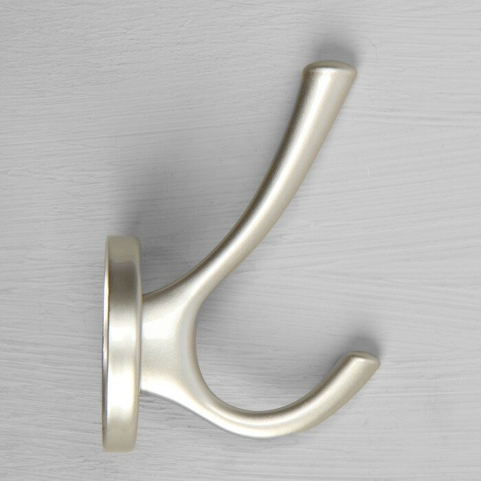 Крючок мебельный CAPPIO SIMPLE, двухрожковый, цвет матовый хром - фотография № 5