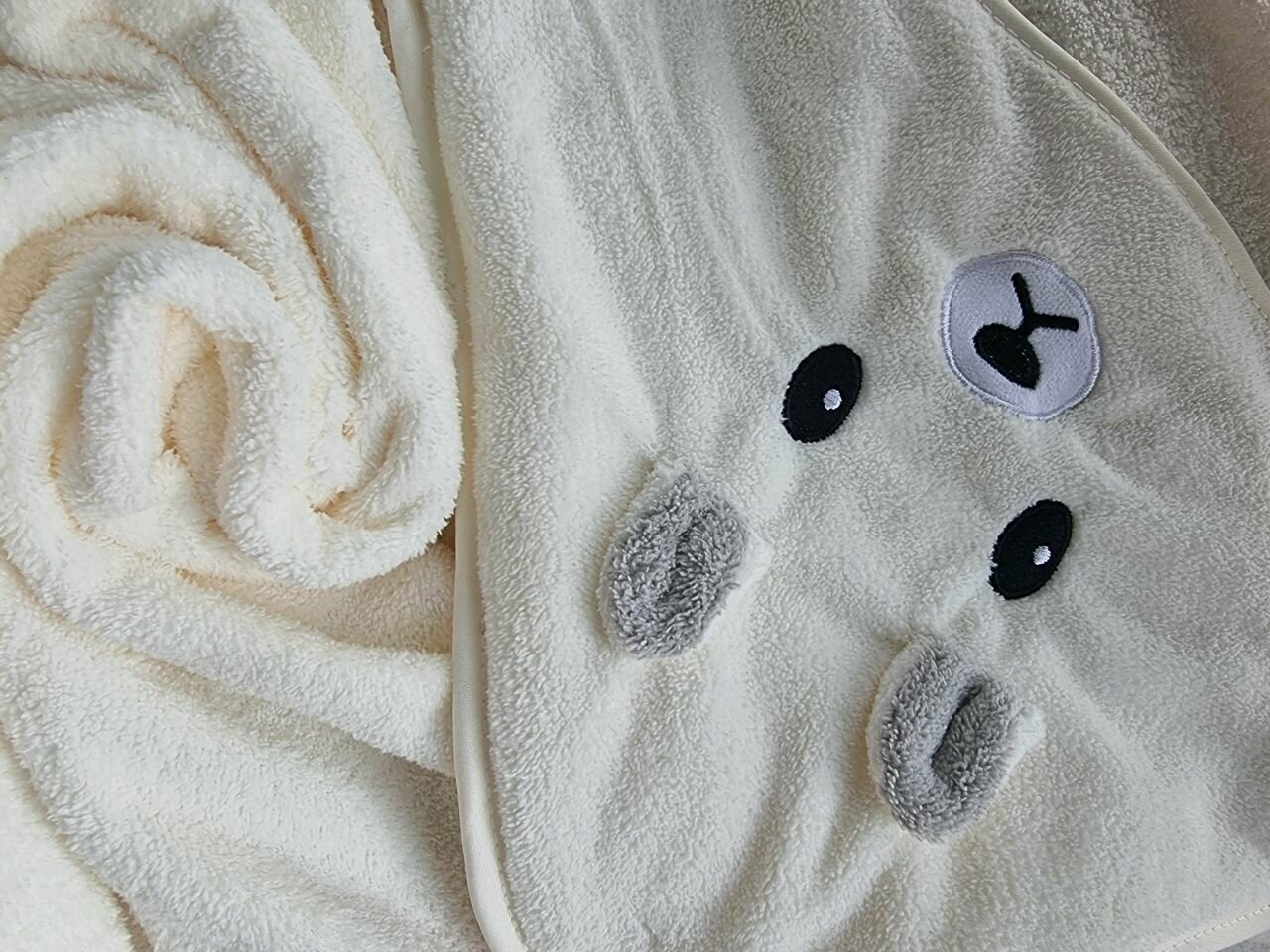 Полотенце для новорожденного уголок Белый Мишка3 - фотография № 6